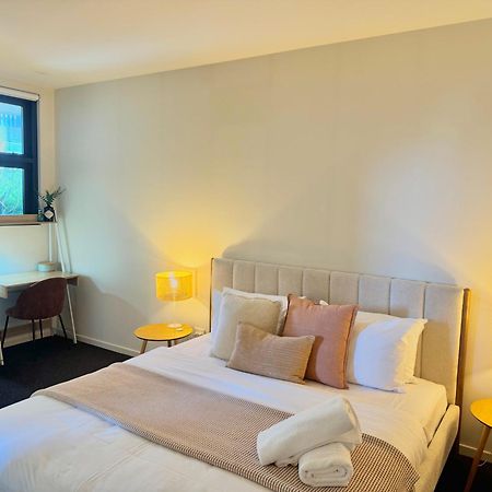 Harbour Towers, Newcastle'S Elite Apartment Stays, Free Parking & Tram Access Luaran gambar