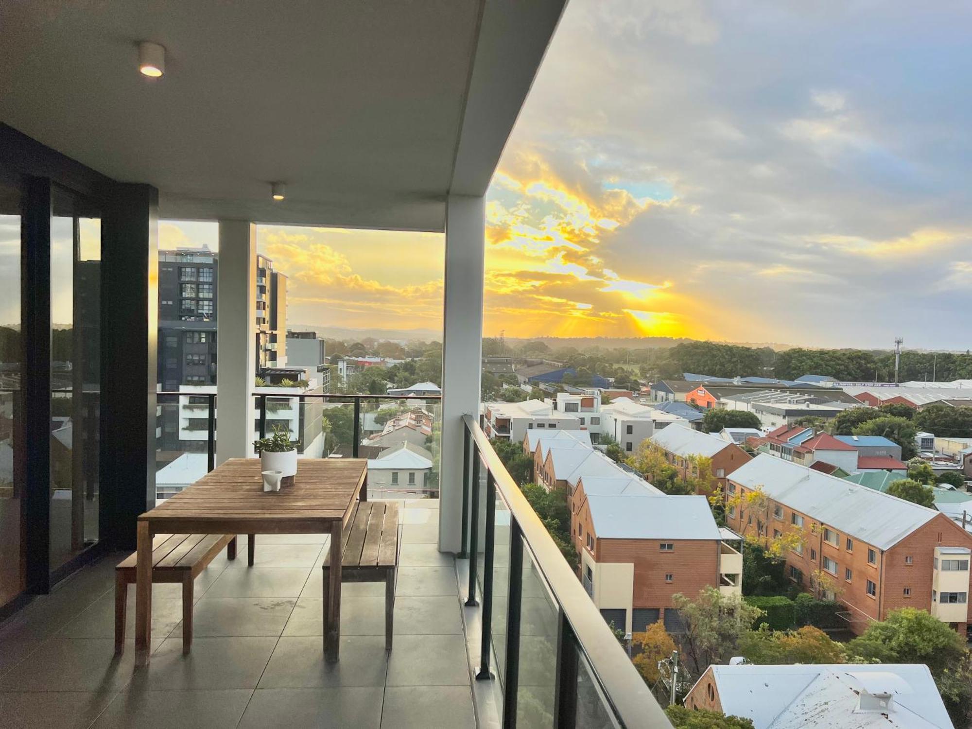 Harbour Towers, Newcastle'S Elite Apartment Stays, Free Parking & Tram Access Luaran gambar