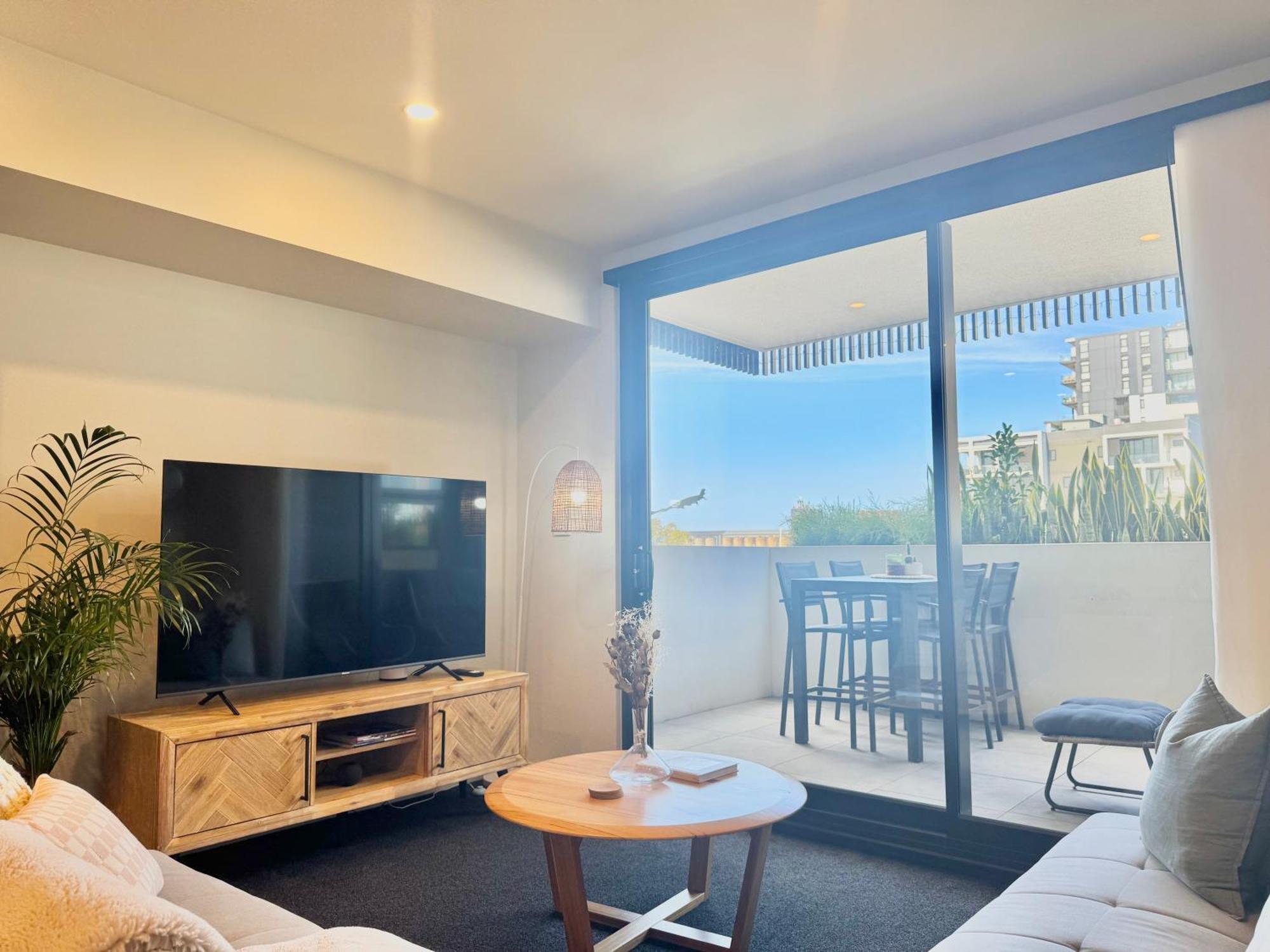 Harbour Towers, Newcastle'S Elite Apartment Stays, Free Parking & Tram Access Luaran gambar